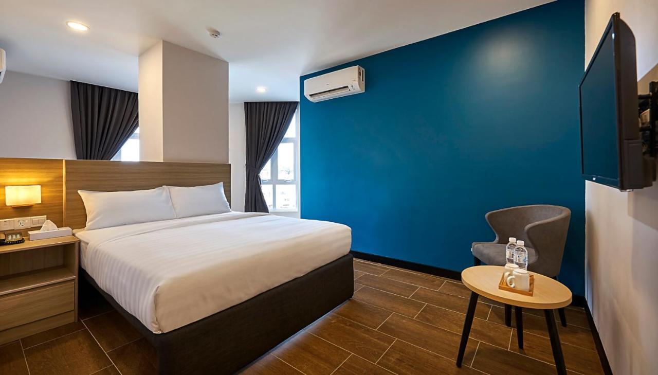Zone Hotels, Telok Panglima Garang Teluk Panglima Garang Exterior foto